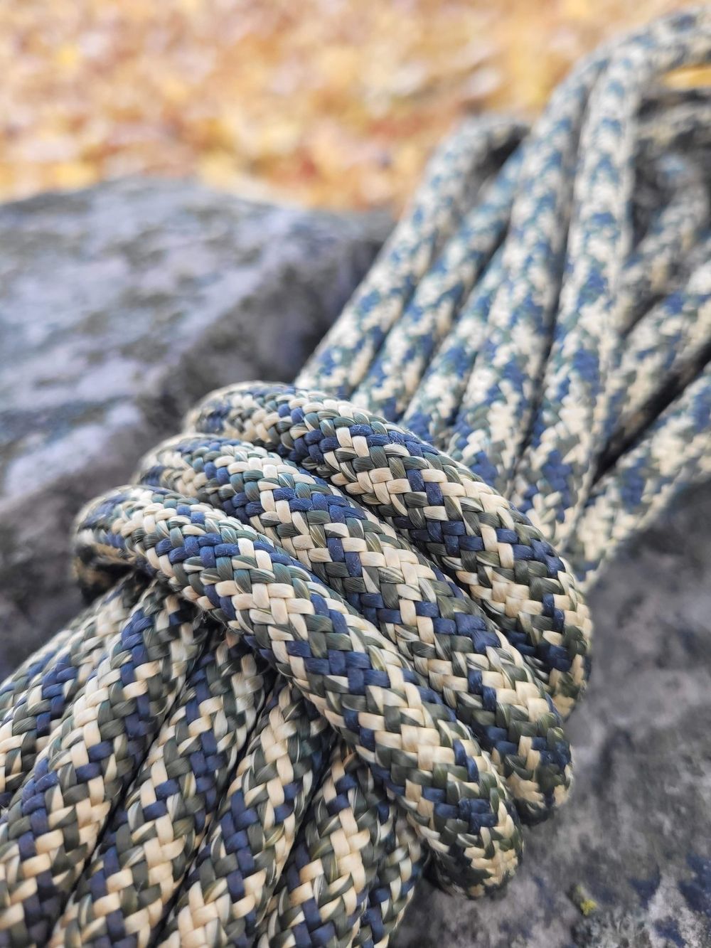 Yale Camo Tether